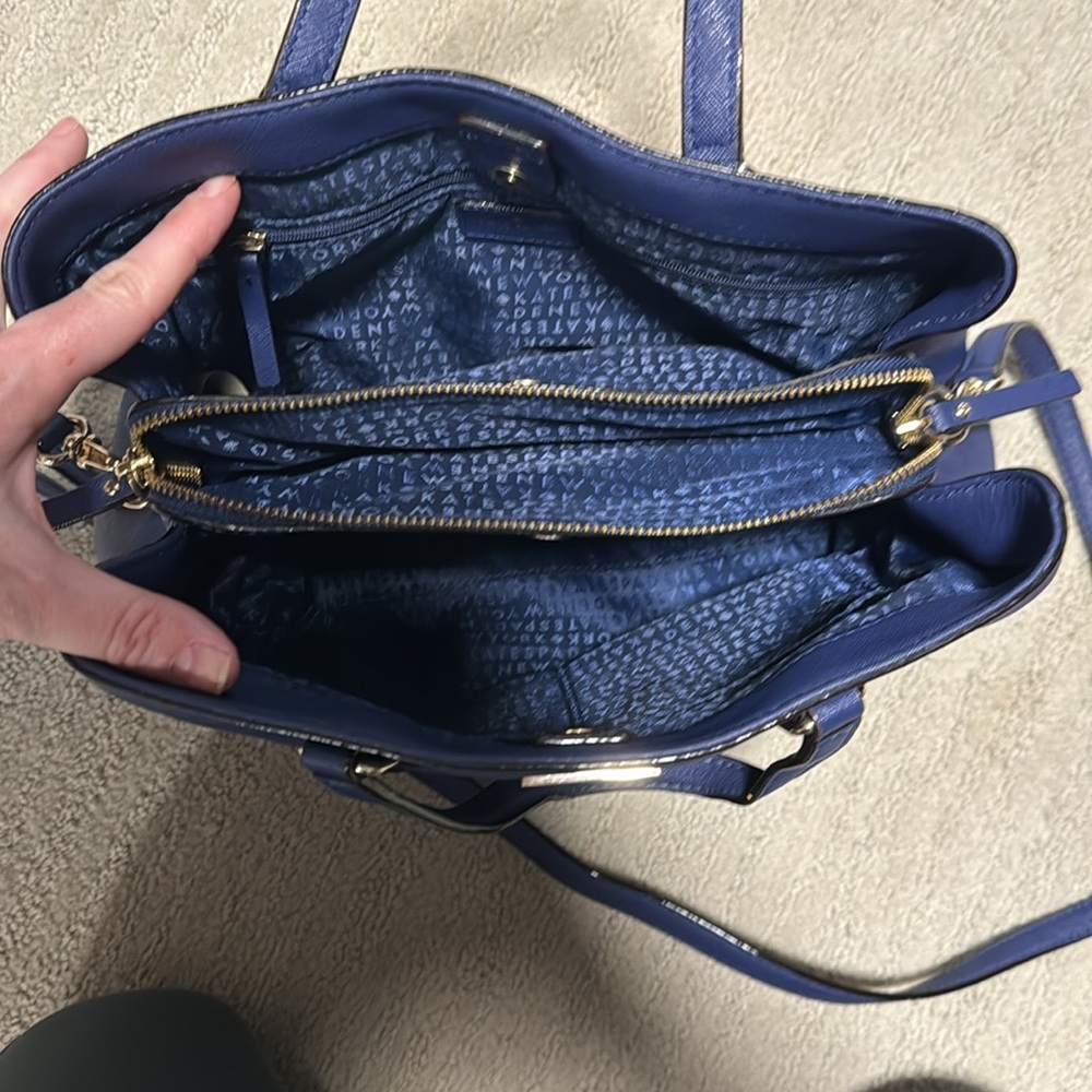 Kate Spade purse - Picture 2 of 7